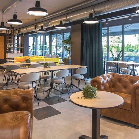 Отель Ibis Styles Bale-Mulhouse Aeroport Блоцхейм Экстерьер фото